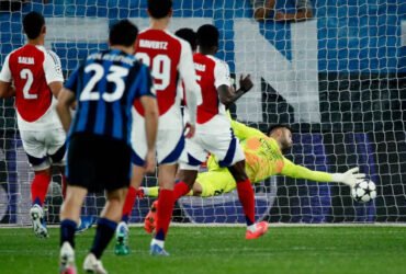 Arsenal Yaambulia Pointi Moja Ugenini Raya Aokoa Mkwaju wa Penalti