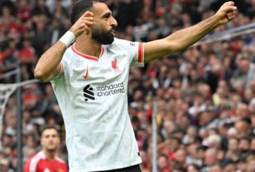 Mohamed Salah Awaongoza Liverpool Kuizamisha Manchester United