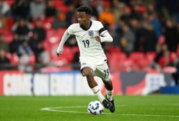 Manchester United Wapanga Kumsajili Upya Angel Gomes