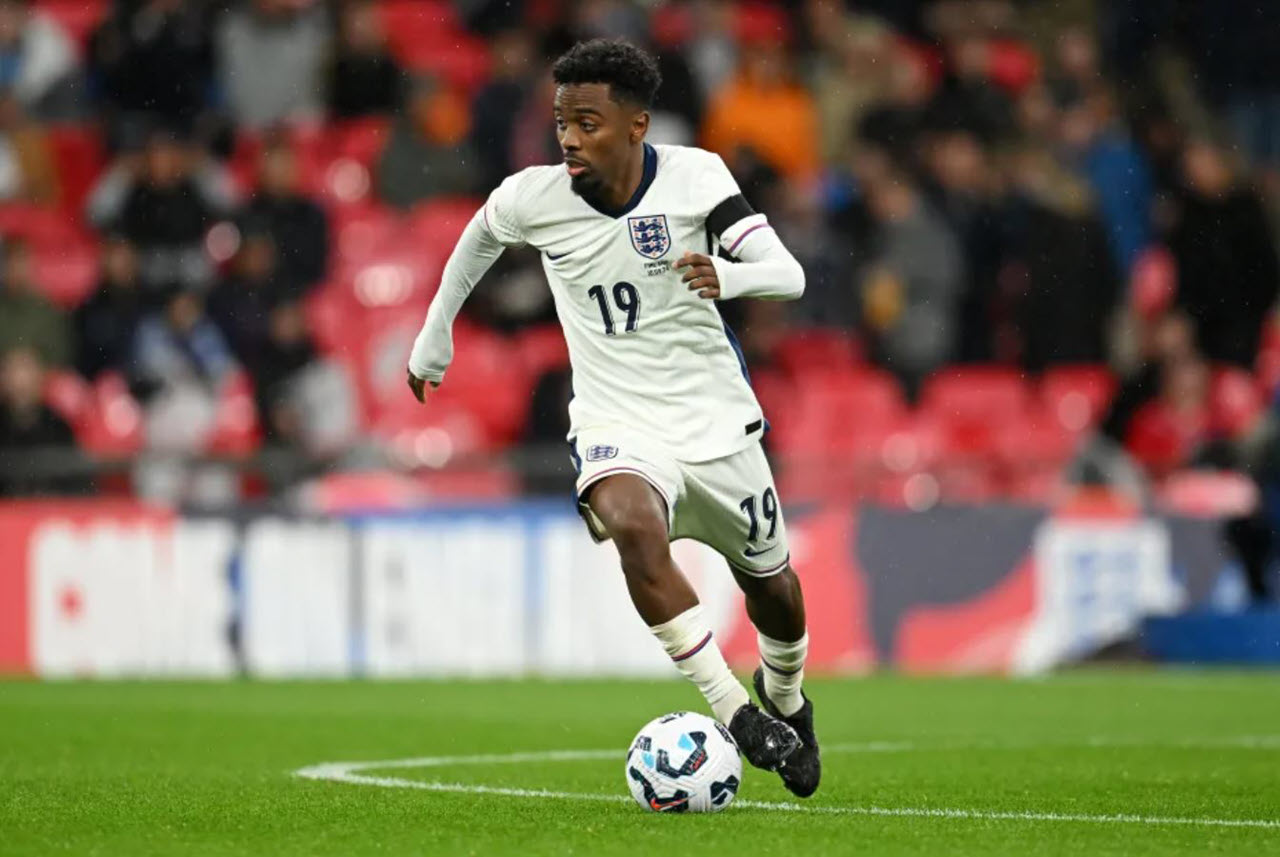 Manchester United Wapanga Kumsajili Upya Angel Gomes