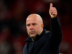 Liverpool Yaachana na Arne Slot Iraola Apewa Nafasi Kubwa Kumrithi