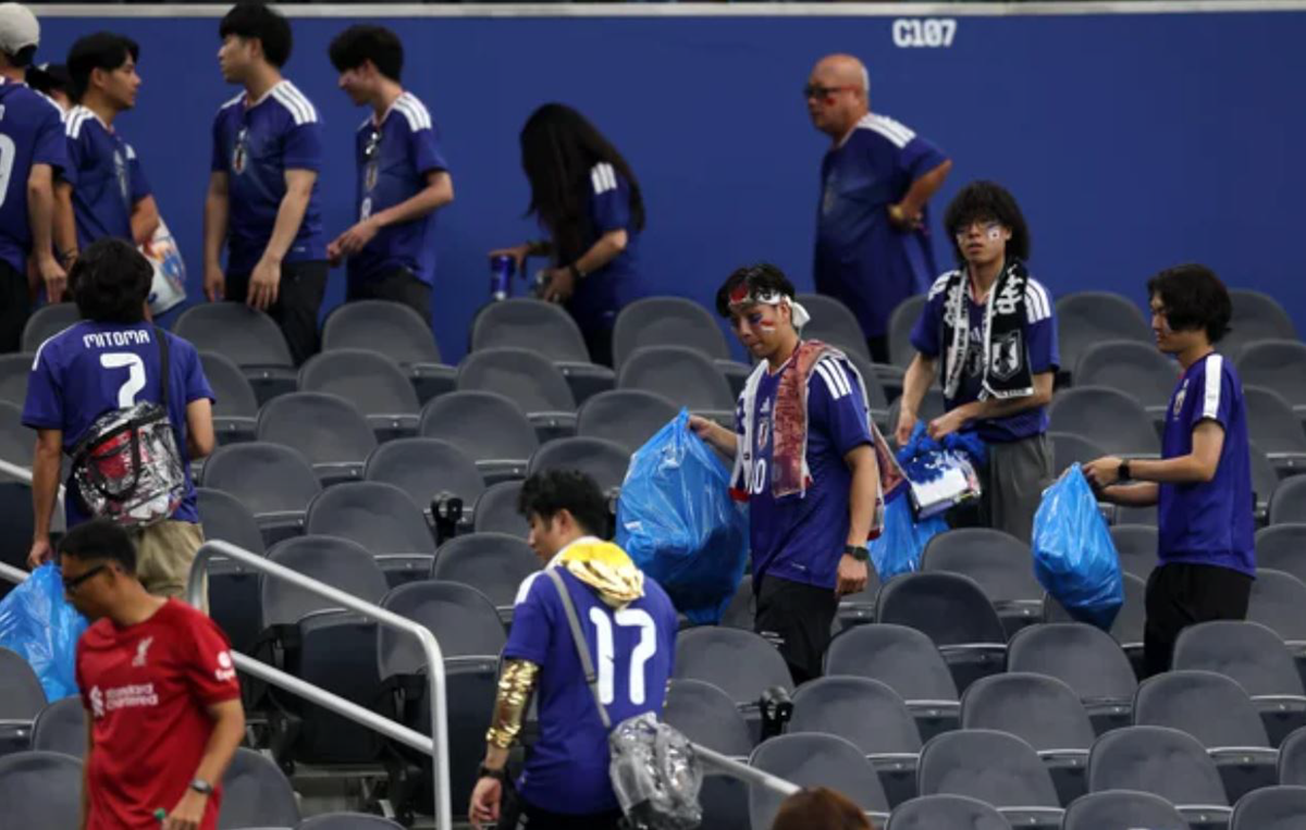 Japan Waifundisha Dunia Somo la Usafi Kombe la Dunia