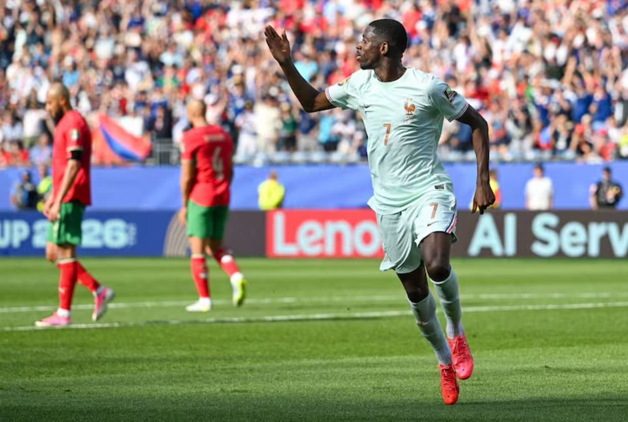 Dakika nne baadaye, Dembele aliongeza bao la pili.